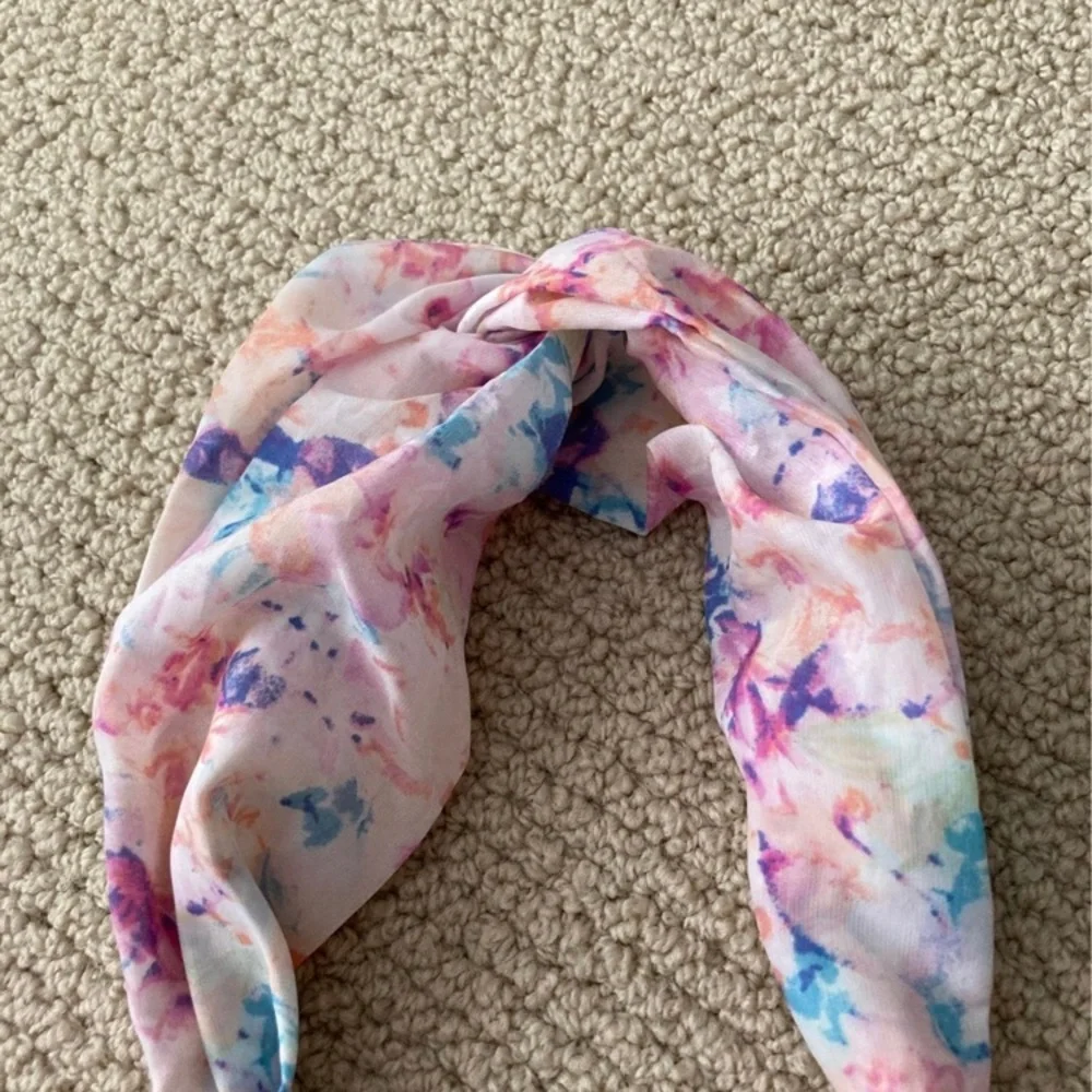 American Eagle Floral Hair Band Criss Cross Elastic Tie Dye Accessory NWOT